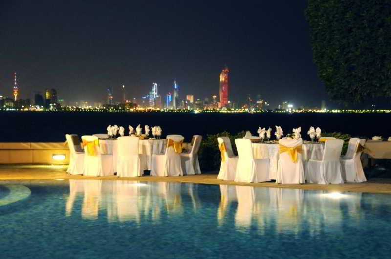 Marina Hotel Kuwait Salmiya Extérieur photo